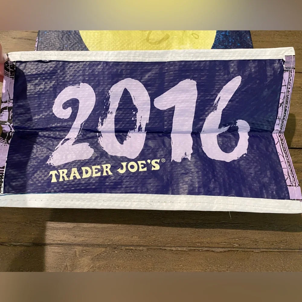Trader Joe's 2016 Moon Reusable Bag Limited Edition Happy New Year Moon NEW NWOT - Picture 6 of 16